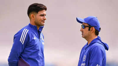 Shubman gambhir 1011 afp.jpg