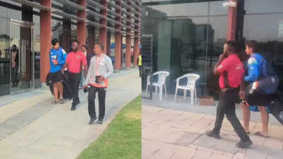 14 year old vaibhav sooryavanshi booed by pakistan fans screengrabs.jpg