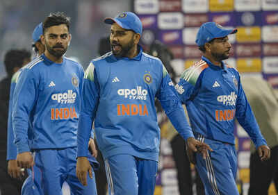 1764942921 sa wins 2nd odi match against india.jpg