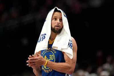 1767039208 stephen curry.jpg