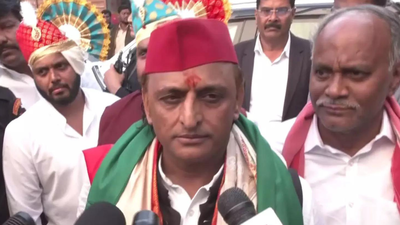 Akhilesh yadav39s big claim against sir.jpg