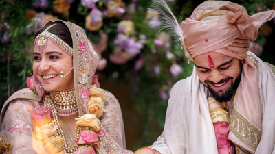 Anushka sharma and virat kohlis 8th wedding anniversary.jpg