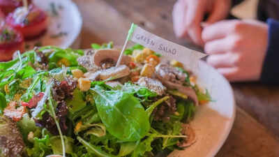 Green salads are not as fibre rich as many believe uk surgeon breaks down why thats not always true for daily fibre needs.jpg