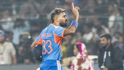Hardik pandya2 1012 pti.jpg