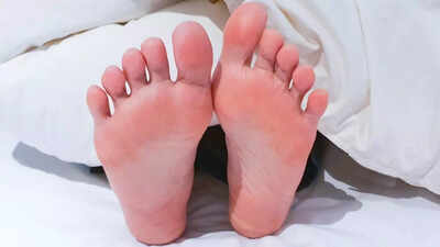 How to keep your feet warm during winter and stop cold toes from ruining your day.jpg