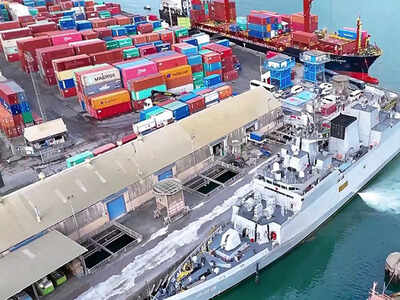 India39s goods exports likely to contract by 1 in fy26 service exports too slowed report.jpg