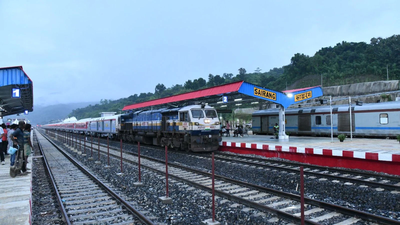 Sairang rajdhani express pti image.jpg