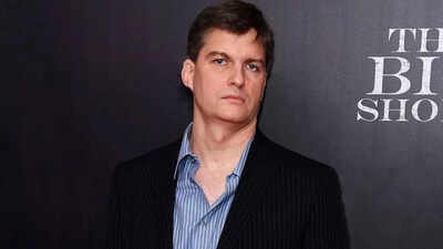 Tesla is ridiculously overvalued big short investor michael burry warns musks 1 trillion payout will erode value.jpg