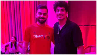 Virat palash anushka.jpg