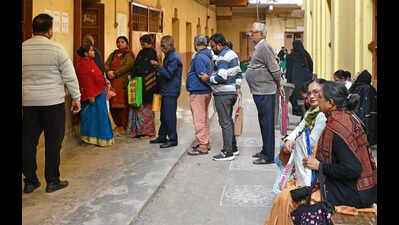 Bengali yes sir brahmin yes sir go fall in line.jpg