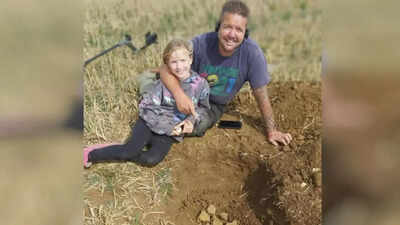 Family finds 3000 year old 39treasure39 on a weekend walk.jpg