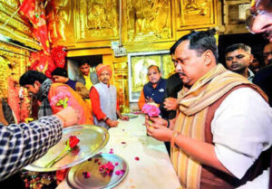 On day 1 nabin targets rivals in poll bound tn.jpg