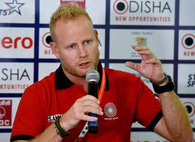 Sjoerd marijne returns as indian women39s hockey coach.jpg