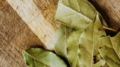 This bay leaf trick could keep your pantry and closet pest free.jpg