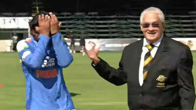 Vaibhav sooryavanshi at toss screengrab.jpg