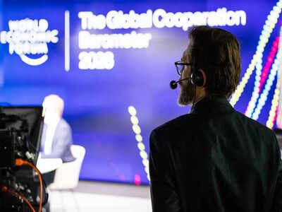 Wef economists expect global economic conditions to weaken in 2026 over mounting debt geopolitics.jpg