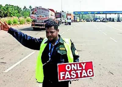Cash transactions at nh toll plazas may end on april 1.jpg