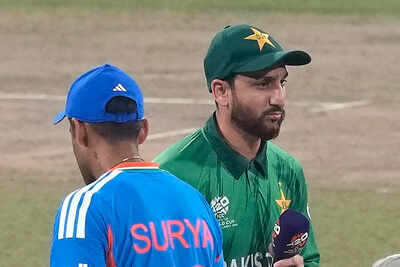 India beats pakistan by 61 runs in marquee group game at t20 world cup no handshakes again.jpg