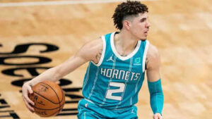 Lamelo ball of hornets.jpg