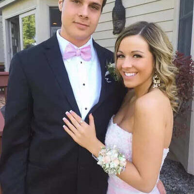 Nhl auston matthews and his partner emily ruttledge.jpg