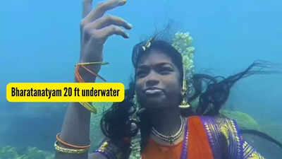 Bharatanatyam 20 ft underwater.jpg