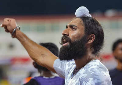 Bhubaneswar gurindervir singh of punjab 500 celebrates after winning the men.jpg
