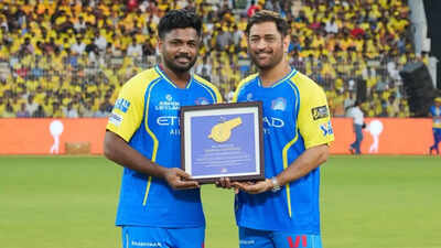 Dhoni samson2 2803 s.jpg