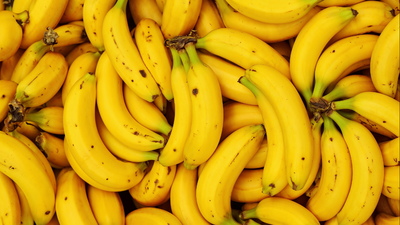 How to keep bananas fresh for weeks without turning black.jpg
