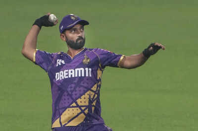 Kolkata kolkata knight riders kkr captain ajinkya rahane throws the ball duri.jpg