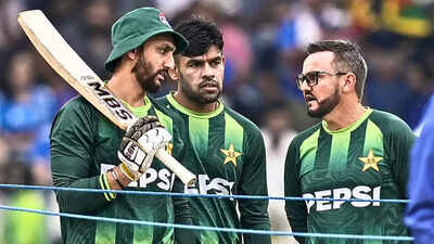 Pakistan cricket team ap photo.jpg