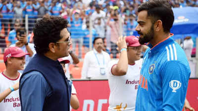 Sachin tendulkar and virat kohli.jpg