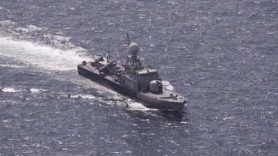 Sunken iranian ship.jpg