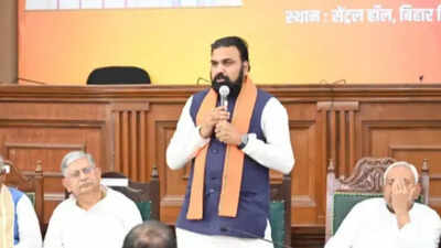 Bihar is gearing up for a historic moment as samrat choudhary takes his oath.jpg