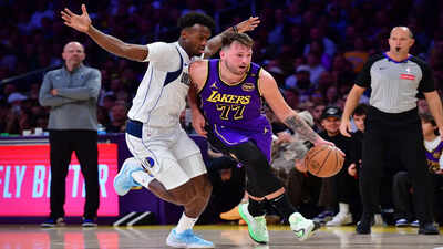 Dallas mavericks vs los angeles lakers.jpg