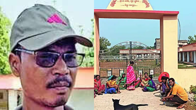 Parents stage dharna outside the school in jajpur the headmaster basudev dehuri l has been suspended.jpg