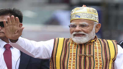 Pm modi in sikkim.jpg