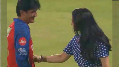 Preity zinta playfully punches priyansh arya screebgrab.jpg