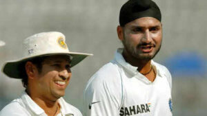 Sachin tendulkar with harbhajan singh file photo.jpg