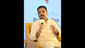 Asim arun 6jpg.jpg
