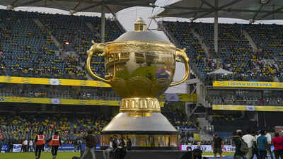 Chennai a replica of the ipl trophy during the opening ceremony of indian premi.jpg
