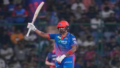 Delhi capitals39 kl rahul celebrates his fifty.jpg