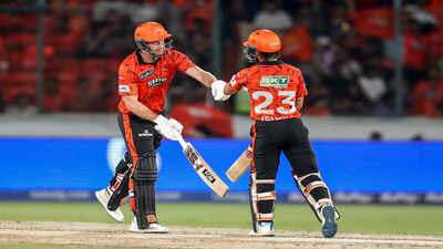 Hyderabad may 22 ani sunrisers hyderabad39s ishan kishan and heinrich klaasen.jpg
