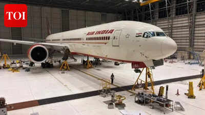 Jet once stuck at nagpur mro for 6 yrs aborts delhi sf flight.jpg