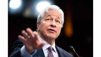 Jp morgan ceo jamie dimon to the world from china america is still a safe haven for investments.jpg