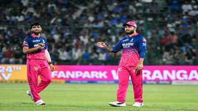 New delhi may 17 ani rajasthan royals39 skipper riyan parag sets the field du.jpg
