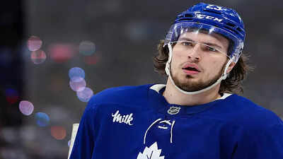 Nhl matthew knies of the toronto maple leafs.jpg