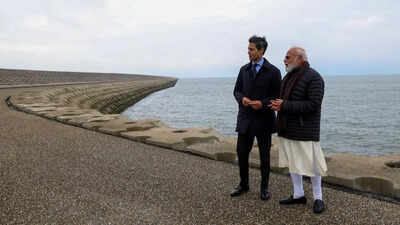 Pm modi accompanied by dutch pm rob jette to visit iconic afsluitdijk dam .jpg