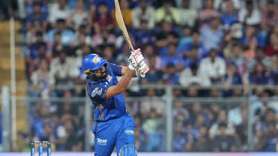 Rohit 2405 ipl.jpg