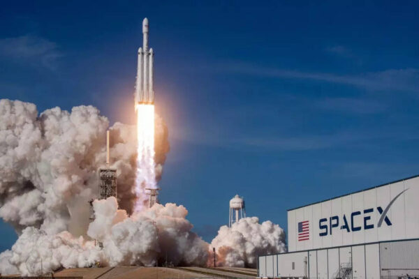 Spacex launch.jpg