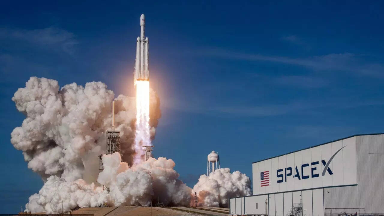 Spacex launch.jpg